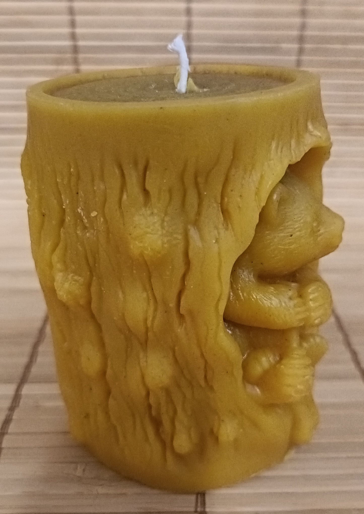 Vela "Oso en el árbol " (200g)
